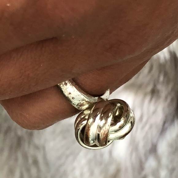 🔴 Vintage BOHO Chunky Lovers Knot Ring - Picture 8 of 11